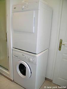 Paris Alcove Studio accommodation - bathroom 1 (PA-3828) photo 7 of 7