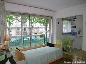 Paris Studiowohnung ferienwohnung - wohnzimmer (PA-3834) photo 4 von 9