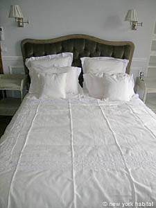 Paris 1 Bedroom accommodation - bedroom (PA-3836) photo 3 of 9