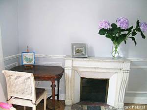 Paris 1 Bedroom accommodation - bedroom (PA-3836) photo 5 of 9