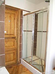 Paris 1 Bedroom accommodation - bathroom 1 (PA-3836) photo 4 of 6