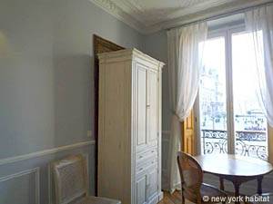 Paris 1 Bedroom apartment - living room (PA-3836) photo 7 of 12