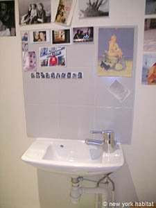 Paris T2 logements location appartements - salle d'eau 2 (PA-3844) photo 2 de 3