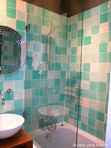 Paris T2 logements location appartements - salle d'eau (PA-3856) photo 3 de 6