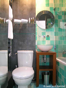 Paris T2 logements location appartements - salle d'eau (PA-3856) photo 1 de 6