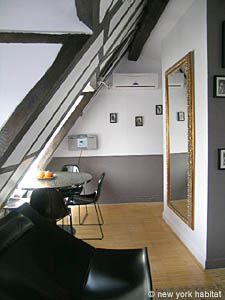 Paris T2 logements location appartements - s&eacute;jour (PA-3856) photo 2 de 12