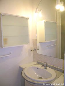Paris 1 Bedroom accommodation - bathroom 1 (PA-3867) photo 1 of 3