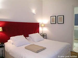 Paris 1 Bedroom apartment - bedroom (PA-3869) photo 1 of 4