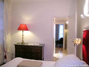 Paris 1 Bedroom apartment - bedroom (PA-3869) photo 3 of 4