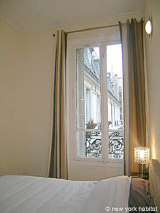 Paris 1 Bedroom accommodation - bedroom (PA-3895) photo 2 of 4