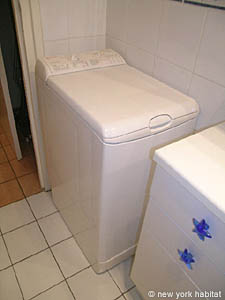 Paris 1 Bedroom apartment - bathroom 1 (PA-3899) photo 3 of 3