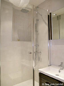 Paris 1 Bedroom accommodation - bathroom (PA-3907) photo 2 of 3