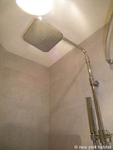 Paris 1 Bedroom accommodation - bathroom (PA-3907) photo 3 of 3