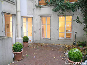 Paris 1 Bedroom accommodation - living room (PA-3907) photo 8 of 9