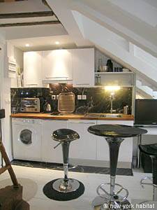 Paris Studio apartment - living room (PA-3910) photo 5 of 9