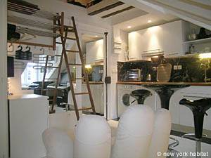 Paris Studio apartment - living room (PA-3910) photo 3 of 9