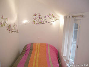 Paris 1 Bedroom accommodation - bedroom (PA-3912) photo 1 of 4