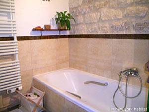 Paris 2 Zimmer ferienwohnung - badezimmer (PA-3914) photo 2 von 3