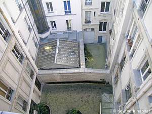 Paris T2 appartement location vacances - chambre (PA-3915) photo 4 sur 4