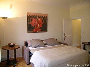 Paris 2 Bedroom apartment - bedroom 1 (PA-3921) photo 2 of 6