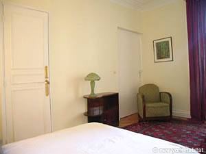 Paris 2 Bedroom apartment - bedroom 2 (PA-3921) photo 4 of 9