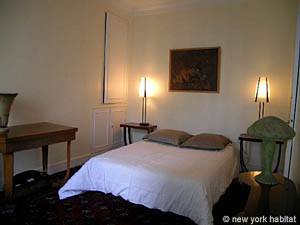 Paris 2 Bedroom apartment - bedroom 2 (PA-3921) photo 3 of 9