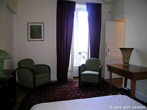 Paris 2 Bedroom apartment - bedroom 2 (PA-3921) photo 1 of 9