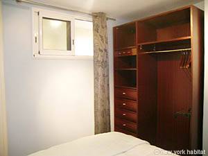 Paris 1 Bedroom apartment - bedroom (PA-3934) photo 4 of 5
