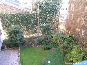 Paris 3 Bedroom accommodation - bedroom 1 (PA-3939) photo 4 of 5