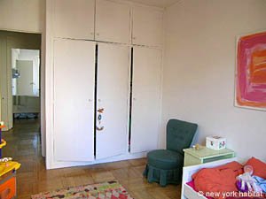 Paris 3 Bedroom accommodation - bedroom 2 (PA-3939) photo 3 of 5