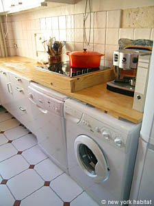 Paris 3 Bedroom accommodation - kitchen (PA-3939) photo 3 of 5