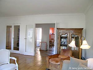 Paris 3 Bedroom accommodation - living room (PA-3939) photo 5 of 8