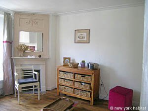 Paris Studio accommodation - living room (PA-3960) photo 2 of 9