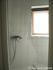 Paris T3 appartement location vacances - salle d'eau 1 (PA-3972) photo 3 sur 4