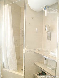 Parigi 1 Camera da letto appartamento casa vacanze - bagno 1 (PA-3992) photo 1 di 3 Parigi 1 Camera da letto appartamento casa vacanze - bagno 1 (PA-3992) photo 1 di 3