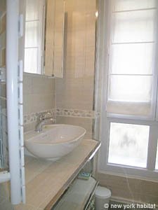 Parigi 1 Camera da letto appartamento casa vacanze - bagno 1 (PA-3992) photo 2 di 3 Parigi 1 Camera da letto appartamento casa vacanze - bagno 1 (PA-3992) photo 2 di 3