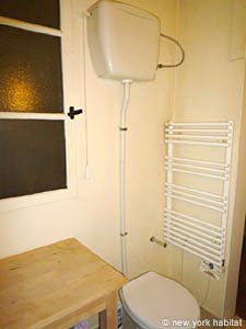 Paris T2 appartement location vacances - salle d'eau 1 (PA-3994) photo 3 sur 5