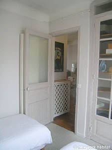 Paris T3 appartement location vacances - chambre 2 (PA-3999) photo 2 sur 3