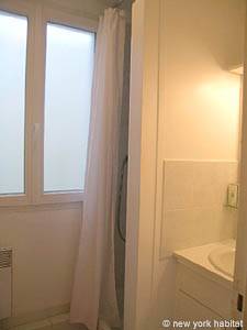 Paris 1 Bedroom accommodation - bathroom 1 (PA-4007) photo 1 of 3