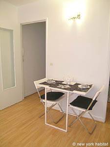 Paris Studiowohnung ferienwohnung - wohnzimmer (PA-4011) photo 7 von 8