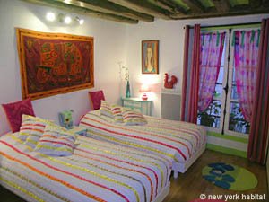 Paris 2 Zimmer ferienwohnung - schlafzimmer (PA-4012) photo 1 von 4