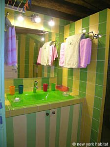 Paris 2 Zimmer ferienwohnung - badezimmer (PA-4012) photo 2 von 5