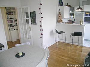 Paris 1 Bedroom accommodation - living room (PA-4034) photo 9 of 14