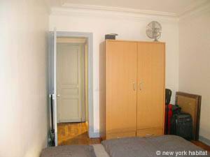 Paris 1 Bedroom accommodation - bedroom (PA-4044) photo 3 of 4