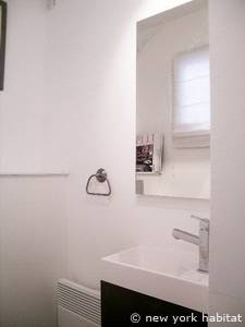 Salle de bain 2 - Photo 2 sur 2 Salle de bain 2 - Photo 2 sur 2