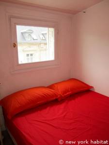 Paris 1 Bedroom apartment - bedroom (PA-4140) photo 1 of 3