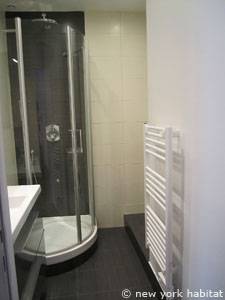Paris 1 Bedroom accommodation - bathroom 1 (PA-4147) photo 2 of 4