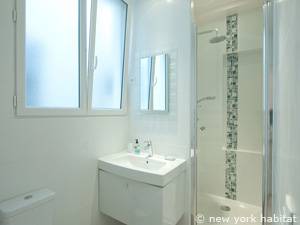 Paris 2 Zimmer wohnungsvermietung - badezimmer (PA-4163) photo 1 von 2