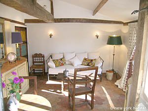 Paris 2 Bedroom apartment - living room 1 (PA-4166) photo 1 of 14