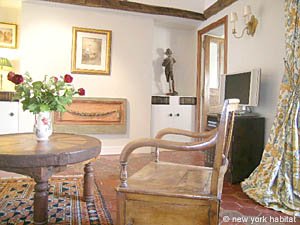 Paris 2 Bedroom apartment - living room 2 (PA-4166) photo 4 of 12